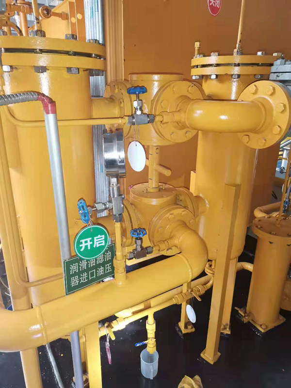 河南某知名電廠現場測繪汽輪機車間并聯油濾芯